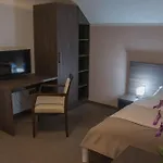 Restaurace A U Klasku 게스트하우스 4*