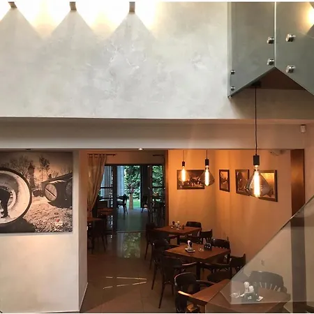 Restaurace A U Klasku Konukevi 4*